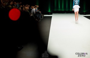 INSTANTÁNEAS CON PERSPECTIVA DE LA PASARELA DEL VII CONCURSO DE JÓVENES DISEÑADORES DE TENERIFE